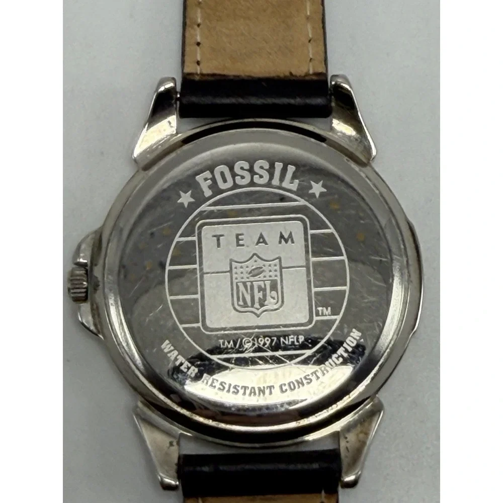Fossil San Francisco 49ers NFL 1997 New Battery Mens Watch 38MM 7.75